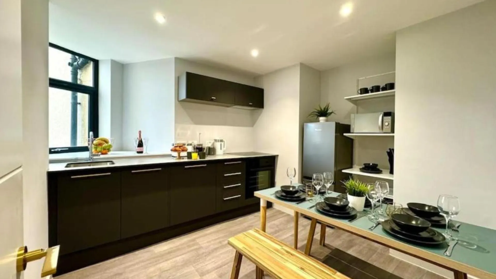 Apartment New 2 Bedroom Bournemouth Ground Floor Easy Access United Kingdom